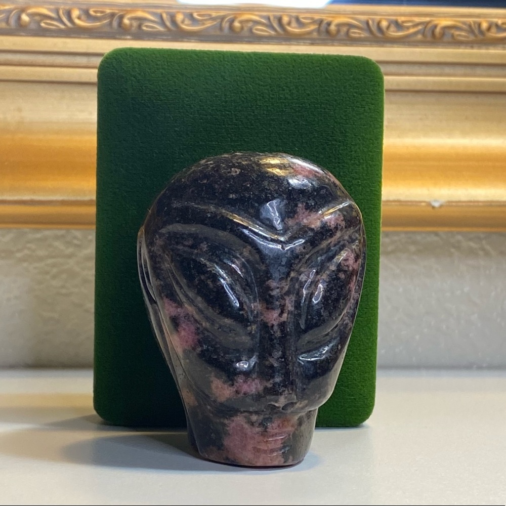 Rhodonite Alien Skull